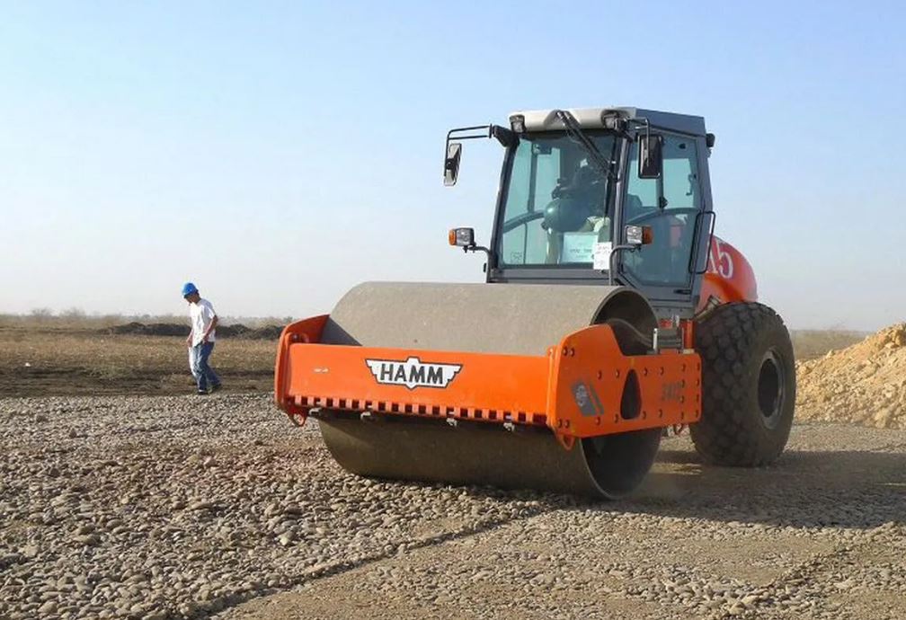 укладке тротуарной плитки в ﻿Сургуте